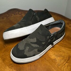 Steve Madden Camouflage Camo Slip-on Shoes